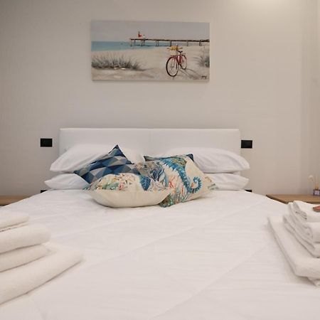 Da Zia Gina Locazione Turistica Hotel Bisceglie Buitenkant foto